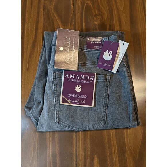 🆕NWT Women's Gloria Vanderbilt Amanda Classic Rise Tapered Leg Jeans - Picture 3 of 6